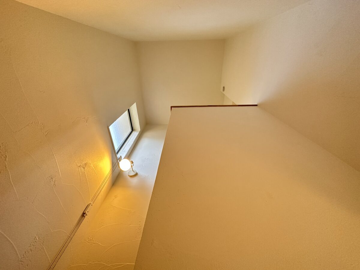 やさしい色合いのカプチーノの家