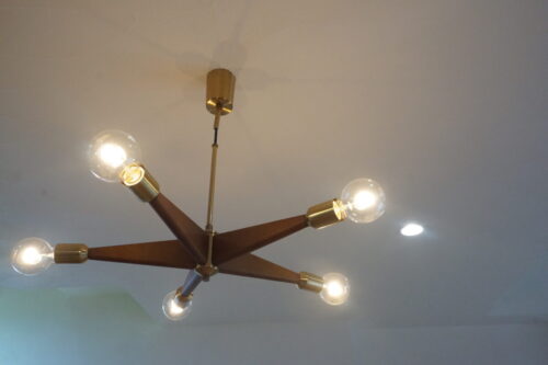 色と素材で魅せるバーチ無垢の家