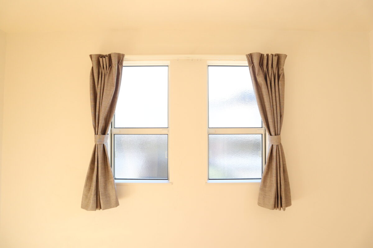 暮らしに遊び心を重ねた、1.5階の平屋